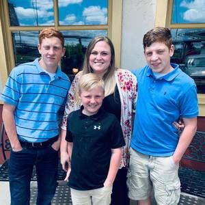 Meet your Posher, Brittney